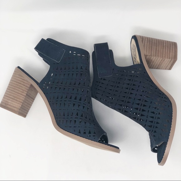 Vince Camuto Shoes - VINCE CAMUTO TRIANA NAVY SUEDE OPEN TOE BOOTIE 8